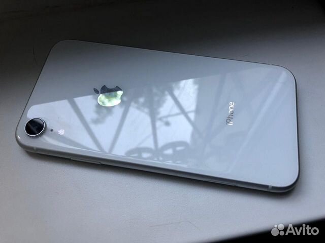 iPhone XR 64 iPhone XR 64
