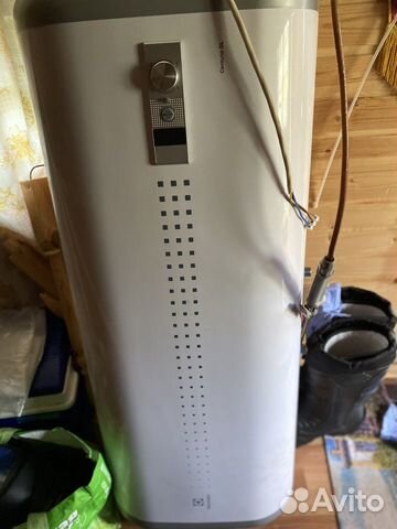 Водонагреватель Electrolux EWH 100 Centurio DL H Водонагреватель Electrolux EWH 100 Centurio DL H