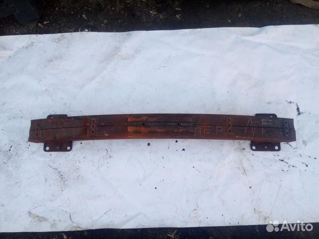 Усилитель переднего бампера Hyundai Sonata NF (20