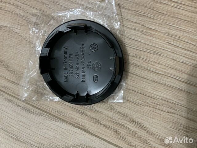 Колпачок диска VW 3B7601171 оригинал Колпачок диска VW 3B7601171 оригинал