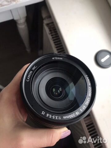 Объектив Canon EF-S 18-200 mm f/3.5-5.6 IS