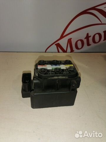 Блок клапанов подвески Mercedes W164 Блок клапанов подвески Mercedes W164