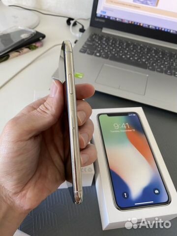 В продаже iPhone X 64 Серебро Идеальный