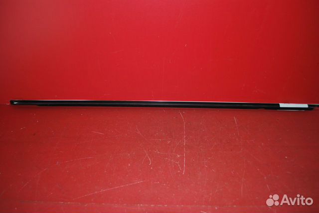 Молдинг стекла двери передней правой Фольксваген Т