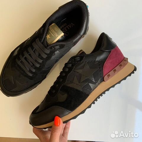 Новые кроссовки Valentino garavani