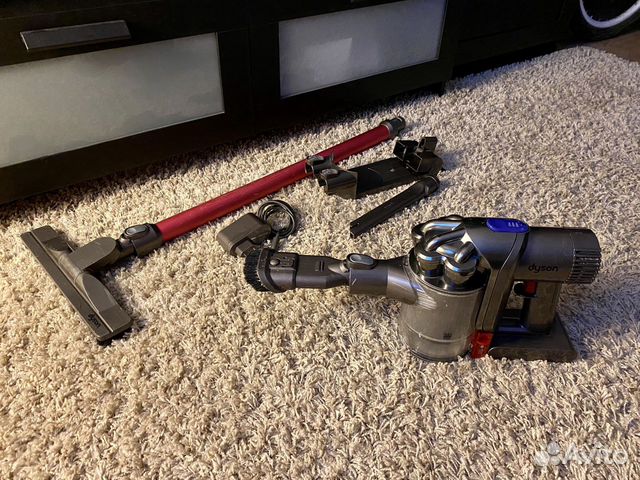 Dyson DC45 (+ насадки) Dyson DC45 (+ насадки)