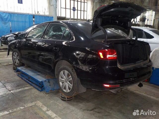 Volkswagen Jetta 2.0 AT, 2015, битый, 59 223 км Volkswagen Jetta 2.0 AT, 2015, битый, 59 223 км