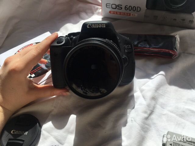 Canon EOS 600D Canon EOS 600D