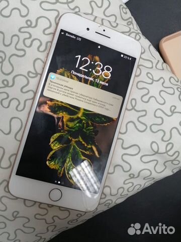 iPhone 8 Plus gold 64G iPhone 8 Plus gold 64G