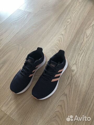Кроссовки женские Adidas Кроссовки женские Adidas