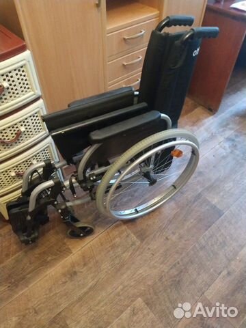 Коляска инвалидная