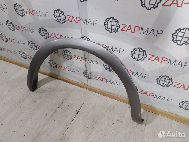 Накладка крыла передняя правая Infifniti Qx56