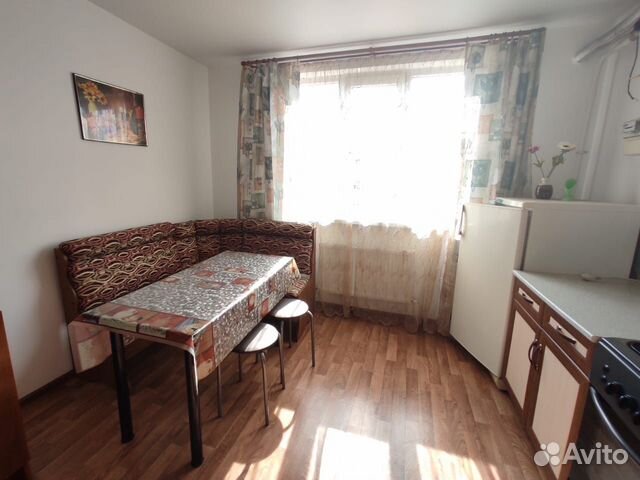 1-к квартира, 42 м², 2/10 эт.