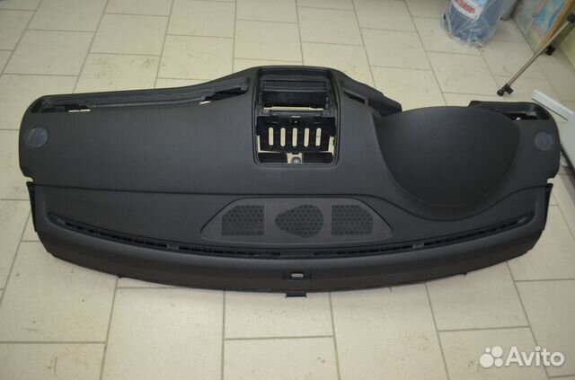 Торпедо панель приборов Фольцваген Туарег 2