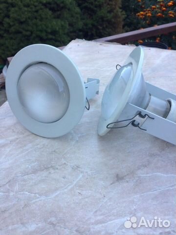 Светильник встраиваемый потолочный