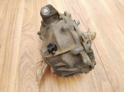 Редуктор передний Mercedes W221 W204 X204 X253