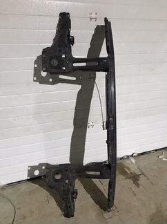 Передний телевизор Range Rover Vogue 3