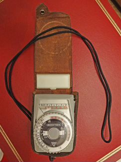 Фотоэкспонометр Ленинград-4