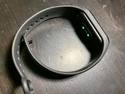 Умные часы xiaomi mi band 4