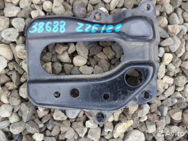 Подставка под аккумулятор Toyota Allex ZZE122