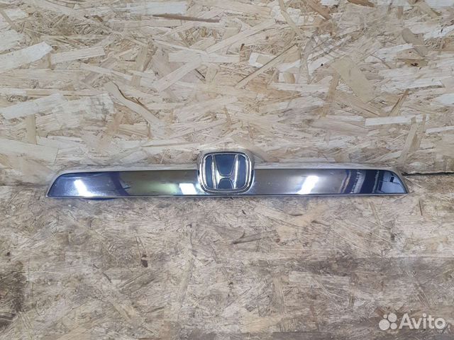 Накладка двери багажника honda cr-v 3