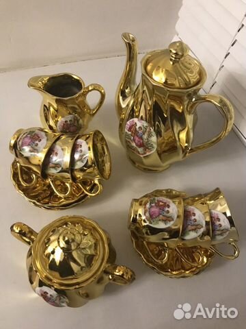 Старинный кофейный сервиз