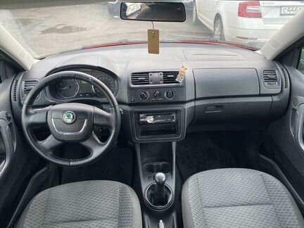 Skoda Fabia 1.4 МТ, 2012, 140 000 км