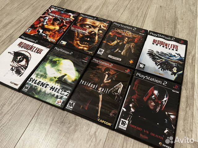 Диски для прошитой PlayStation 2 (на фото не все)