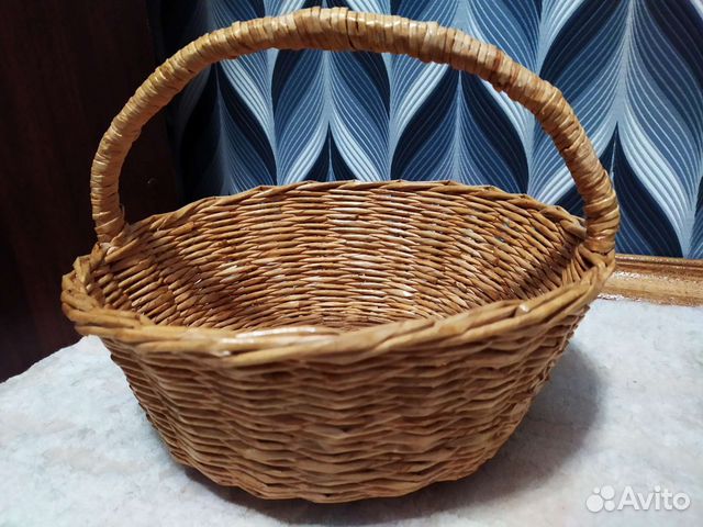 Корзина плетеная для подарков