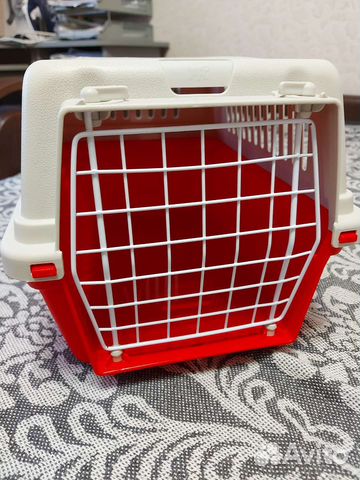 Переноска для кошек и собак