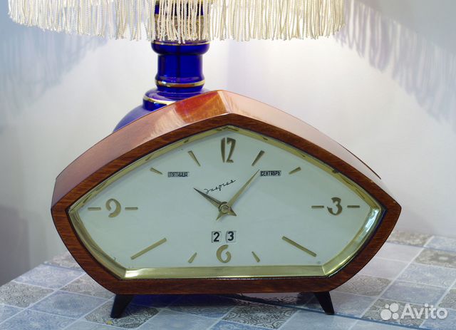 Часы Энергия, электромеханические,настольные, СССР