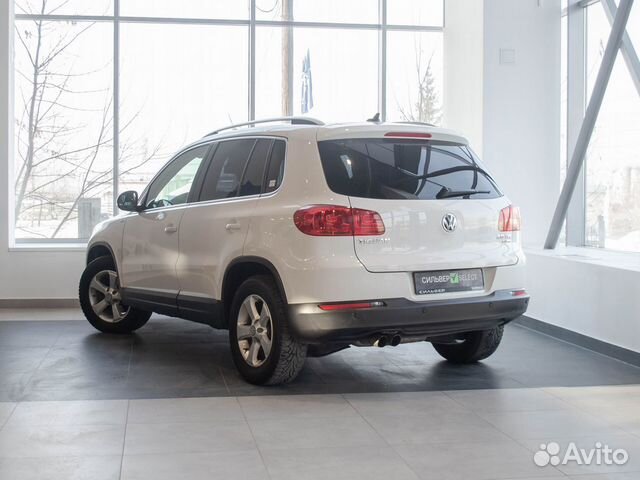 Volkswagen Tiguan 2.0 AT, 2013, 90 607 км