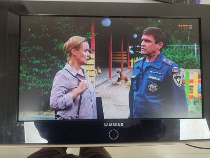 Телевизор Samsung 26 дюймов 66 сантиметров
