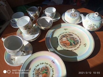 Сервизы чайный гдр, кофейные 2 шт, чашки Франция