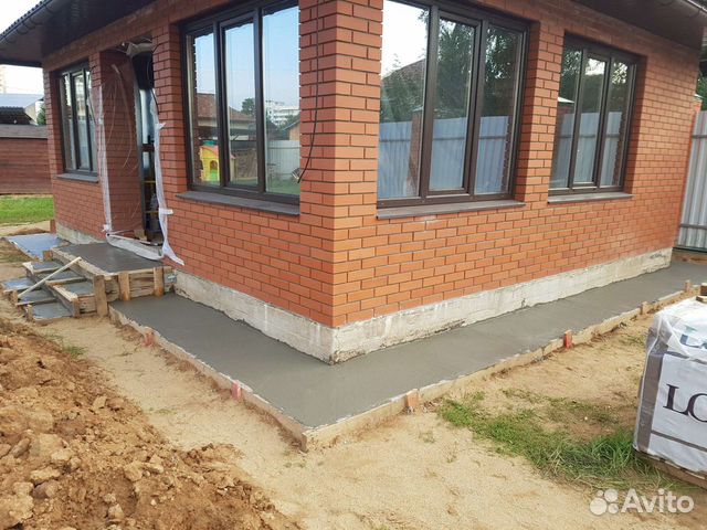 Установка окон и откосов, ремонт и смазка механизм