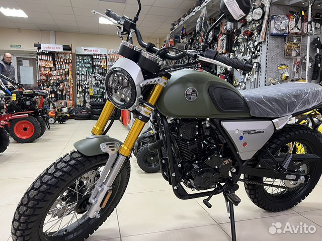 Мотоцикл racer rc250ck-A triumph