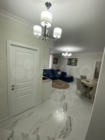 2-к. квартира, 40 м², 1/3 эт.
