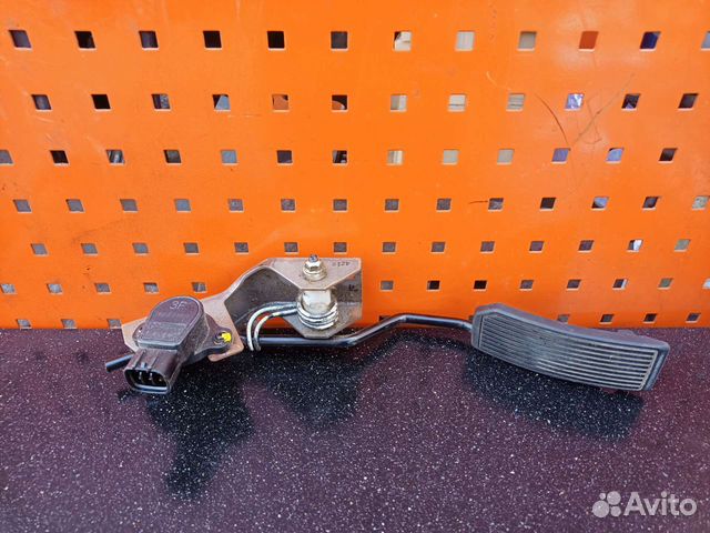 Педаль газа Ниссан х трейл т 30