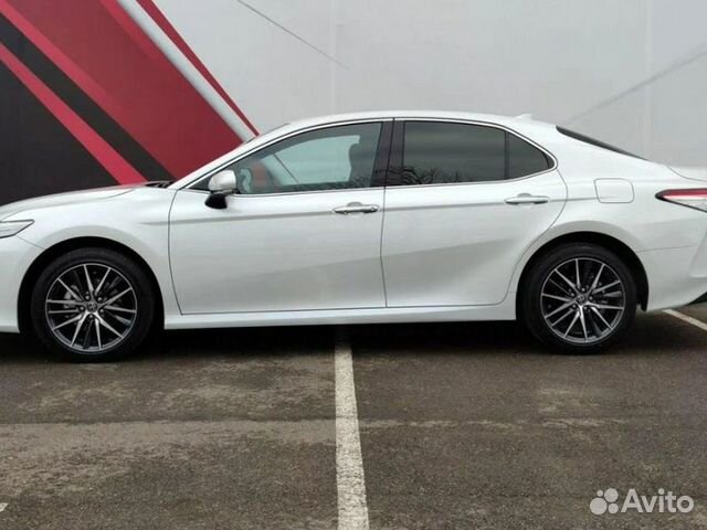 Toyota Camry 2.0 CVT, 2022