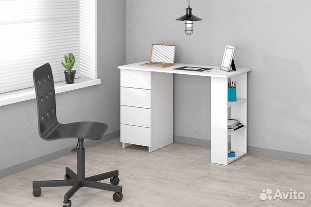 Письменный стол