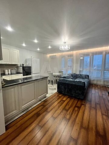 3-к. квартира, 87 м², 3/22 эт.