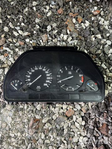 BMW e32 730 приборная панель