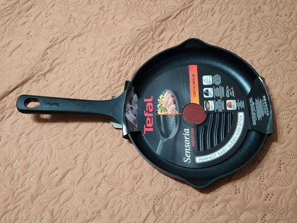 Сковорода-гриль Tefal Sensoria (26 см)