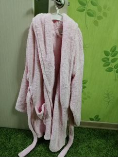 Халат, тапочки, полотенце