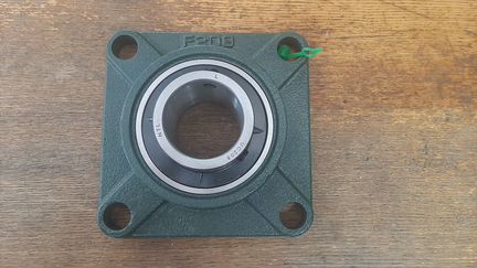 Подшипниковый узел 208