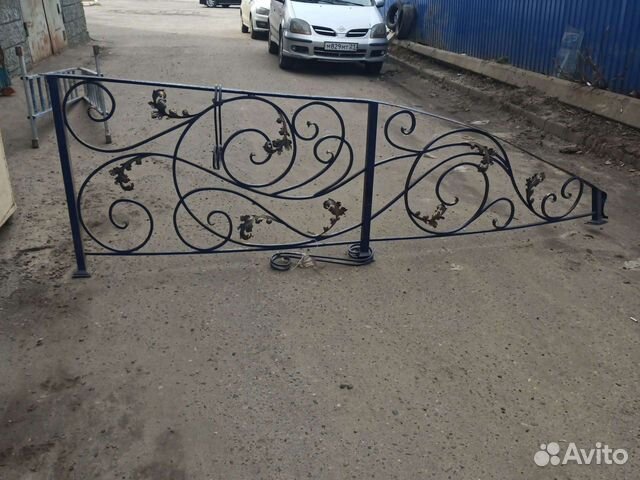 Красивая кованная перегородка