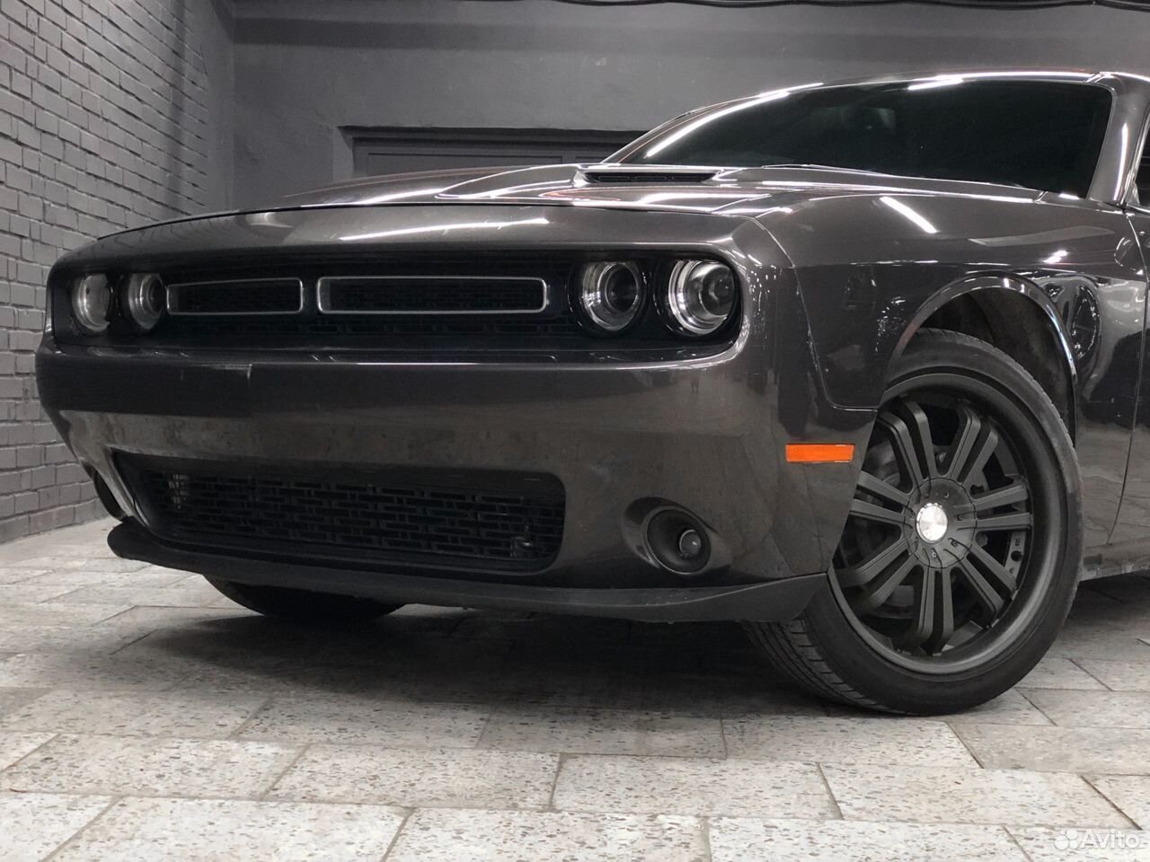 Dodge Challenger занижение