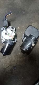 Моторчик дворника Terrano 2 праворукий