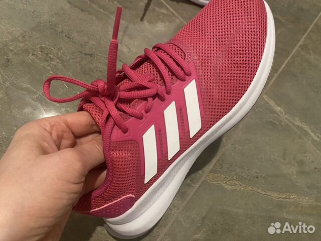 Кроссовки женские adidas