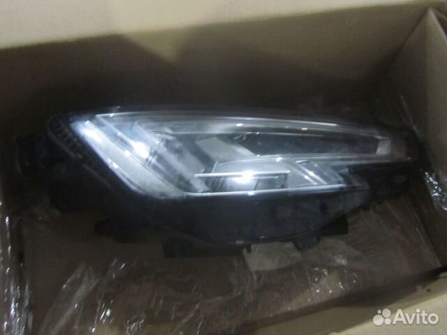 Фара правая Audi A4 5 B9 (15-н.в) LED 8W0941034